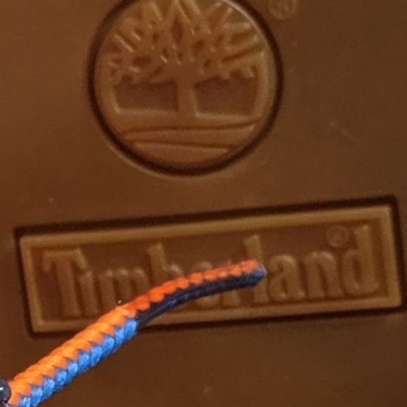 TIMBERLAND NBA NEW YORK KNICKS BOOTS - Picture 6 of 8